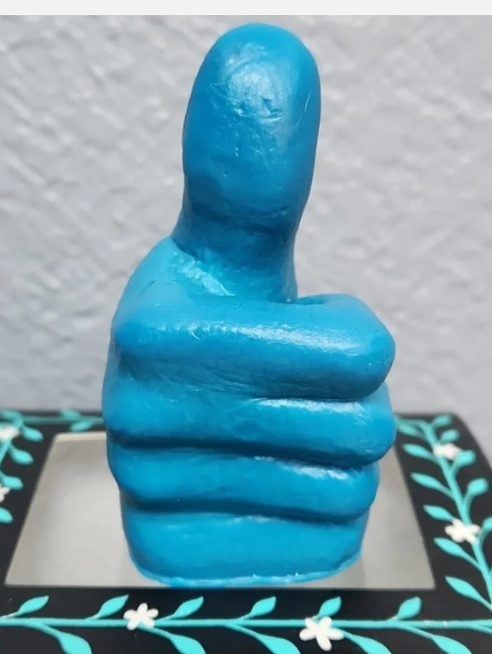 NIB Finchberry Artisan Hand Soap Blue Thumbs Up Vegan